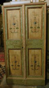 PTL655 Antike Doppelflügeltür, bemalt und mit Füllungen L 108 X 207 H cm