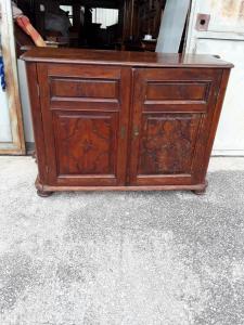 Credenza primi del 1700 in noce da sacrestia italia settentrionale l150 xp59xh97xfronte 130 cassetti all interno garanzia termini di legge 