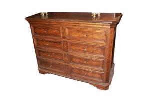 Cassettone Canterano Toscano del 1600 in legno di noce
