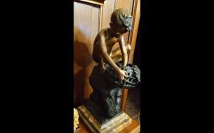 BRONZESKULPTUR