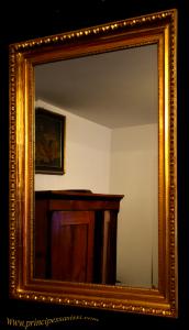 Vienna, 1815 c.a, impero / prima parte del periodo biedermeier. Molto rara specchiera da parete del primissimo biedermeier viennese