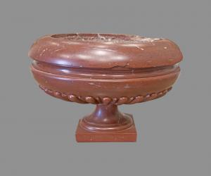 Vaso decorativo in marmo rosso di gusto neoclassico, XIX secolo