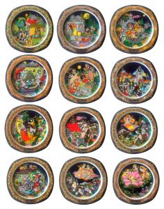 Serie completa di dodici piatti natalizi "Weihnachtsteller auf Porzellan" (1983–1994) - Björn Wiinblad (Copenaghen 1918 - 2006) per Rosenthal.