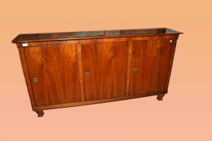 Austrian Biedermeier style walnut 3-door sideboard from the first half of the 19th century