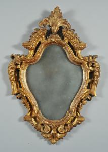 Specchierina in legno intagliato e dorato, Genova, II metà secolo XVIII