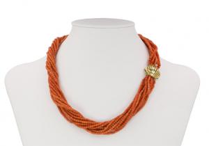 Collier in corallo e susta in oro 18k anni '70