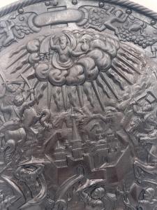 ESCUDO EM RELEVO - A BATALHA DE BABILÔNIA - Foto 6