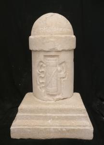Rarissimo Cippo Fascista firmato Righetti - H 78 cm - Marmo Bronzetto - 1930