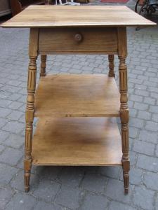 Tavolino antico lombardo