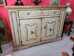 Credenza toscana dipinta epoca '700