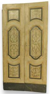 PTL434 - Porta lacada com painéis pintados, época do século XVIII, medidas cm L 118 x A 224