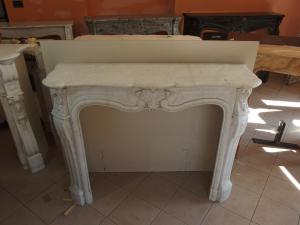 CARVED WHITE CARRARA MARBLE FIREPLACE MANTEL LOUIS XV STYLE MID-19TH CENTURY FRANCE L134xD39xH105 cm