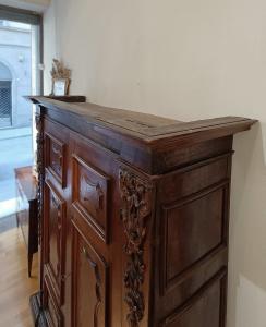 ARMADIO IN NOCE LUIGI XIV FINE XVII SECOLO - Foto 7