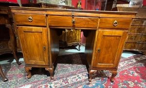 Elegantes venezianisches Schreibtisch - Mitte 18. Jh.