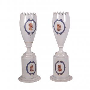 Par de vasos de cerâmica antigos