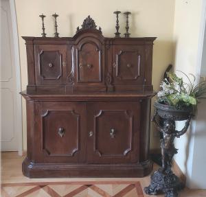 Credenza a doppio corpo, Italia, '700