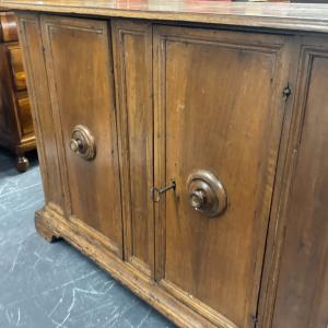 Antica credenza servante Bologna XVII sec noce . Mis 132 x 49 h 100  - Foto 6