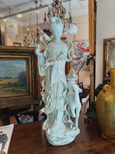Figura in porcellana blanc de chine