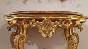 LOUIS XV GILDED WOOD CONSOLE, MID-18TH CENTURY - Foto 5
