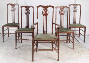 Group of 4 Victorian English chairs and 2 head chairs from the 1800s