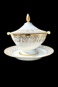Puerpera cup with porcelain saucer with gold decorations. Old Paris.