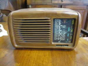 Kleine antike Minerva Radio - 50er/60er Jahre, muss überholt werden - sehr schön