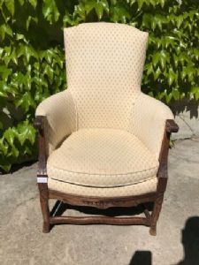 Upholstered Armchair in Provençal Style_car 1720