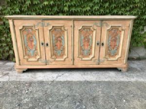 Elegant Lacquered and Painted 4-Door Cupboard - Restored (work in progress)_car 1285