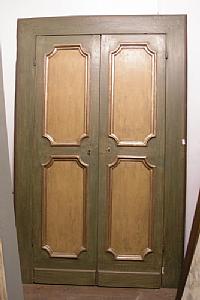 stip101 Armário de parede lacado do século XVIII, medidas: altura 247 x largura 158 cm